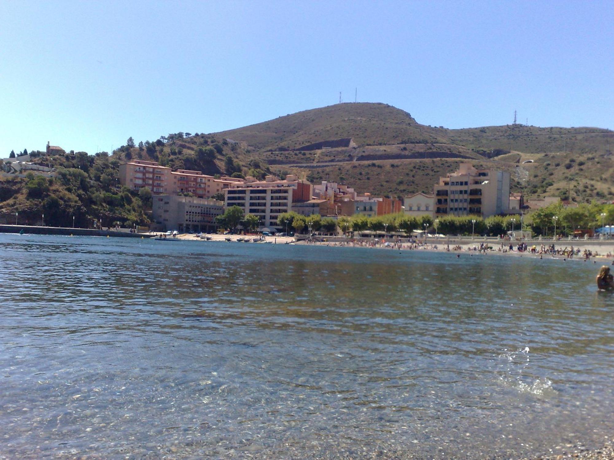 Hostal Juventus Portbou Exterior foto